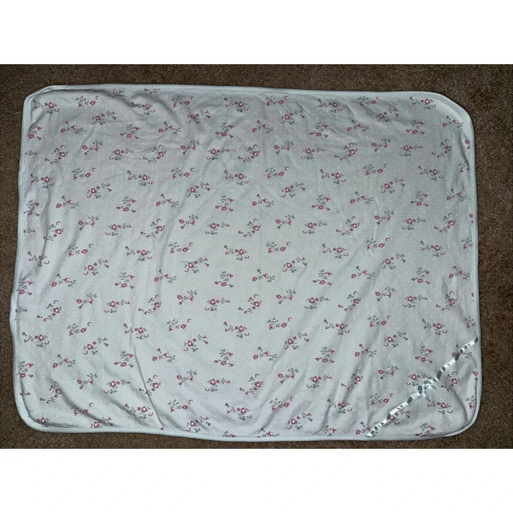 Baby Girl New Little Me Tag Along Blue & Pink Roses‎ Baby Blanket